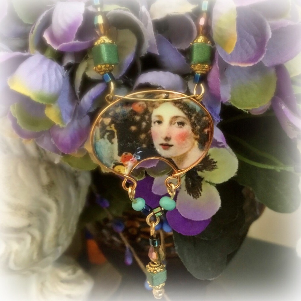 Artisan Necklace - Contessa